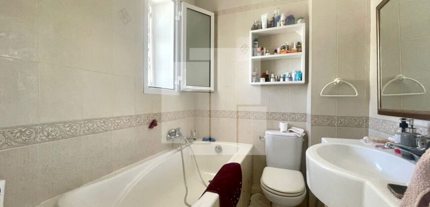 Duplex S+3 vide avec terrasse, Gammarth Supérieur