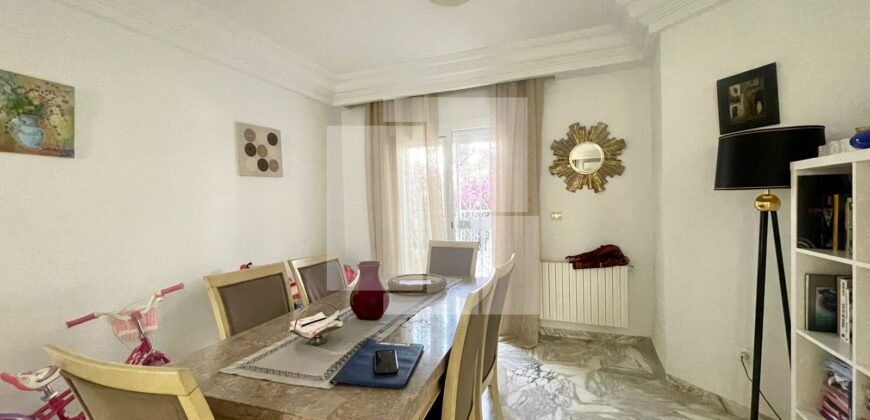 Duplex S+3 vide avec terrasse, Gammarth Supérieur