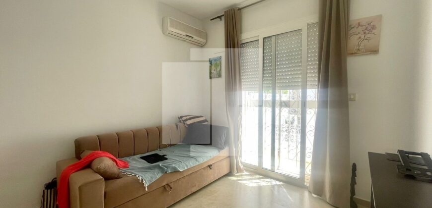 Duplex S+3 vide avec terrasse, Gammarth Supérieur