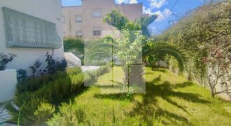 Rez de chaussée S+3 avec jardin,Marsa Riadh