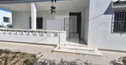 Villa de plain pied S+3 avec jardin, Marsa Ennassim