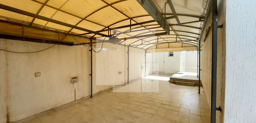 Villa S+4 moderne avec piscine, Gammarth supérieur