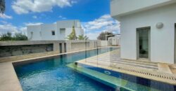 Villa S+4 moderne avec piscine, Gammarth supérieur