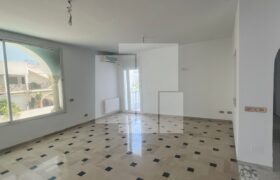 Etage de villa S+4 avec jardin,Marsa saada