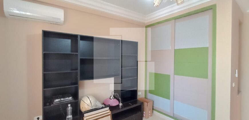 Villa S+3 avec jardin, Gammarth