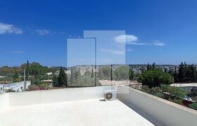 Villa S+3 vide avec jardin, Gammarth