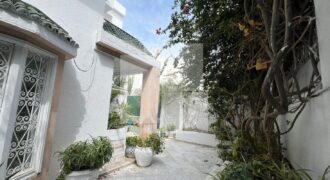 Villa S+5 avec jardin,Marsa ville