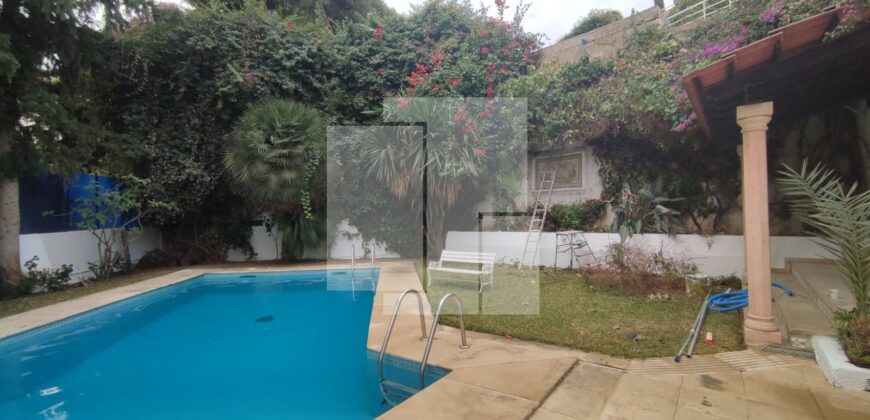 Villa S+4 avec vue sur mer, Gammarth supérieur