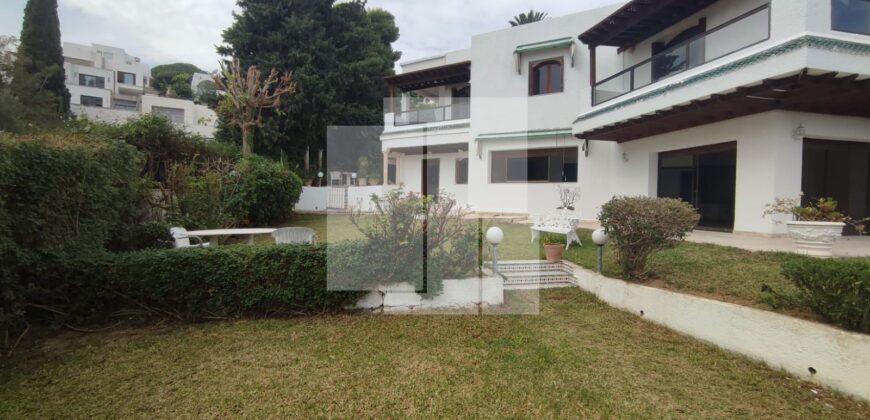 Villa S+4 avec vue sur mer, Gammarth supérieur