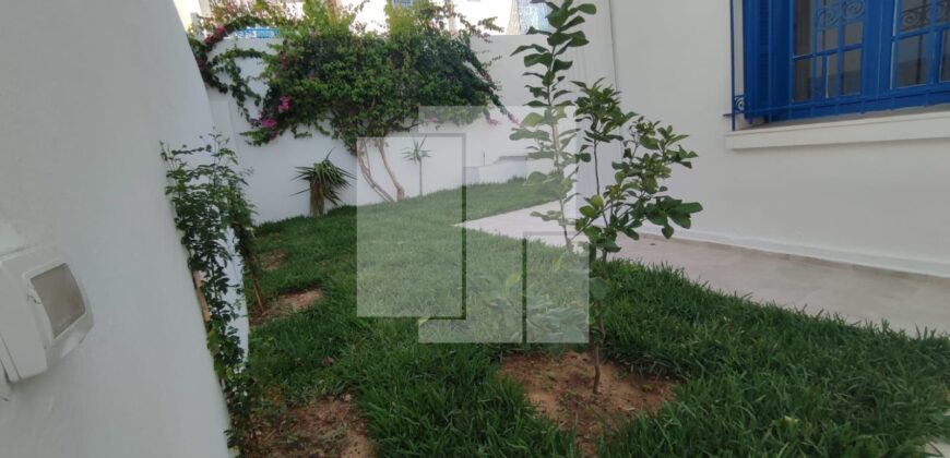 Rez-de-chaussée de villa S+4, Marsa Corniche