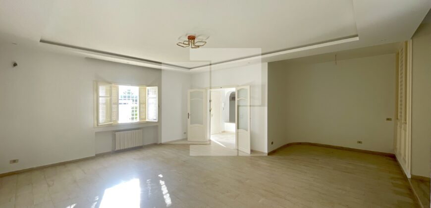 Villa S+4 avec jardin, Gammarth supérieur