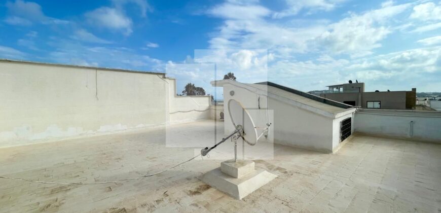 Villa S+5 avec piscine, La Marsa