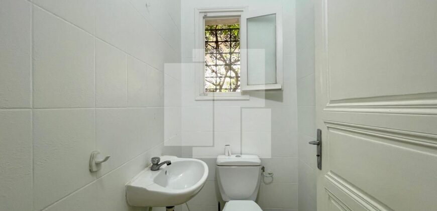 Villa S+5 avec piscine, La Marsa