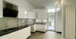 Villa S+4 moderne avec piscine, Gammarth