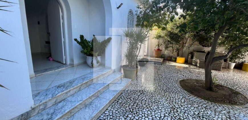 Villa S+5 avec jardin,Marsa saada