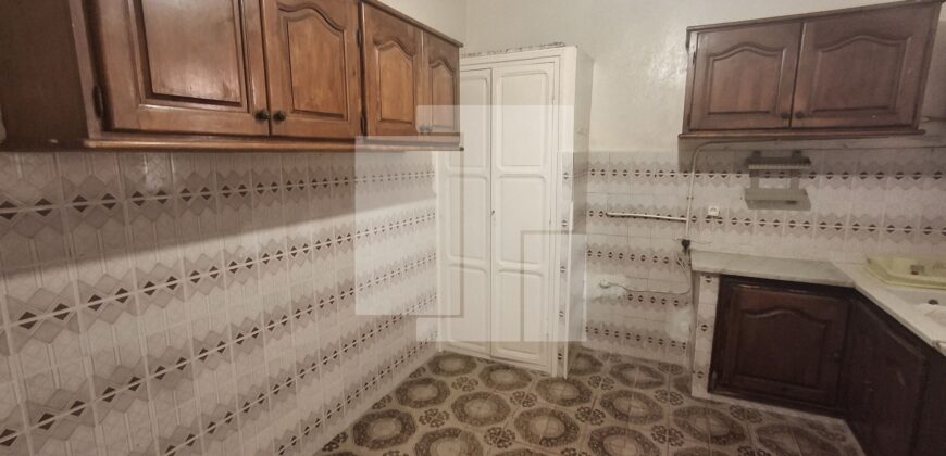 Etage de villa S+3 , Marsa Plage