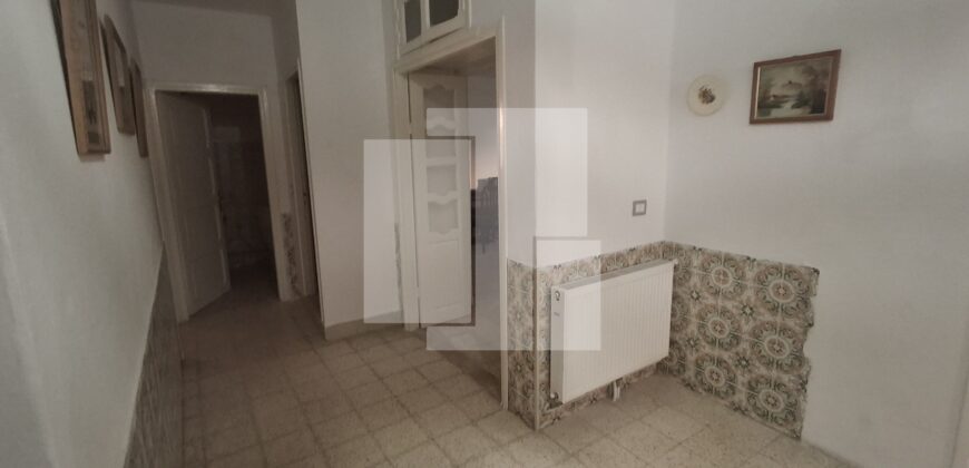 Etage de villa S+3 , Marsa Plage