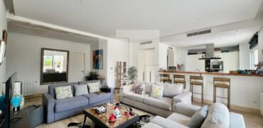 Appartement S+2 de Standing avec Terrasse, Marsa Ville