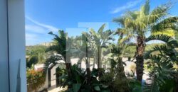 Villa S+3 avec piscine et vue sur mer, Gammarth