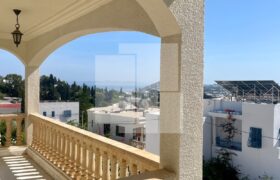 Villa S+6 avec vue sur mer et piscine, Gammarth supérieur