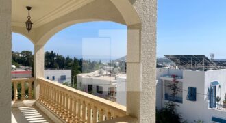 Villa S+6 avec vue sur mer et piscine, Gammarth supérieur
