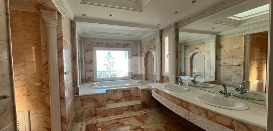 Villa S+8 avec vue sur mer, Marsa cube