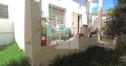 Villa S+3 vide avec jardin, Gammarth