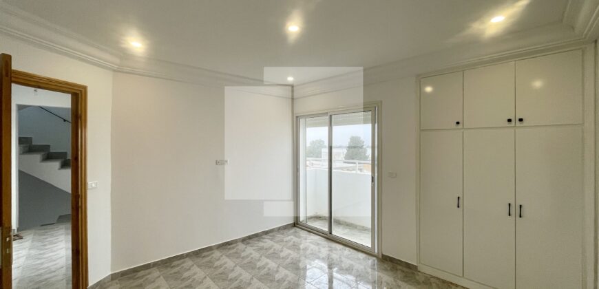 Triplex S+4 jamais habité, Gammarth village