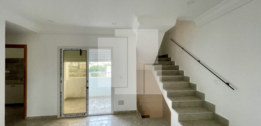 Triplex S+4 jamais habité, Gammarth village