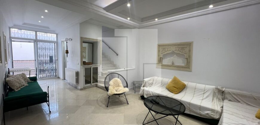 Triplex S+3 meublé avec une terrasse, Marsa ville