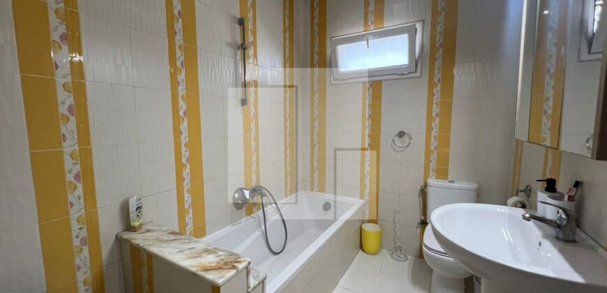 Triplex S+3 meublé avec une terrasse, Marsa ville