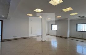 Bureau spacieux H+5, Lac 1