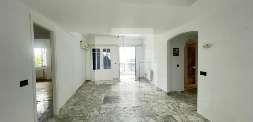 Appartement S+3 spacieux, Gammarth supérieur