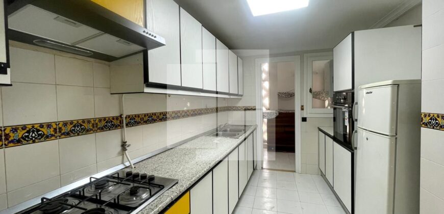 Appartement S+3 spacieux, Gammarth supérieur