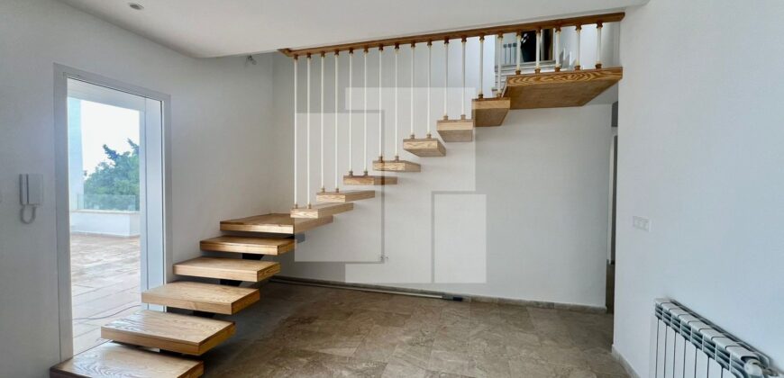 Duplex S+3 avec vue sur mer,Marsa Corniche