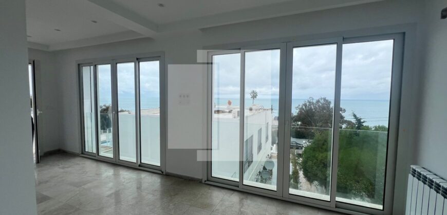 Duplex S+3 avec vue sur mer,Marsa Corniche