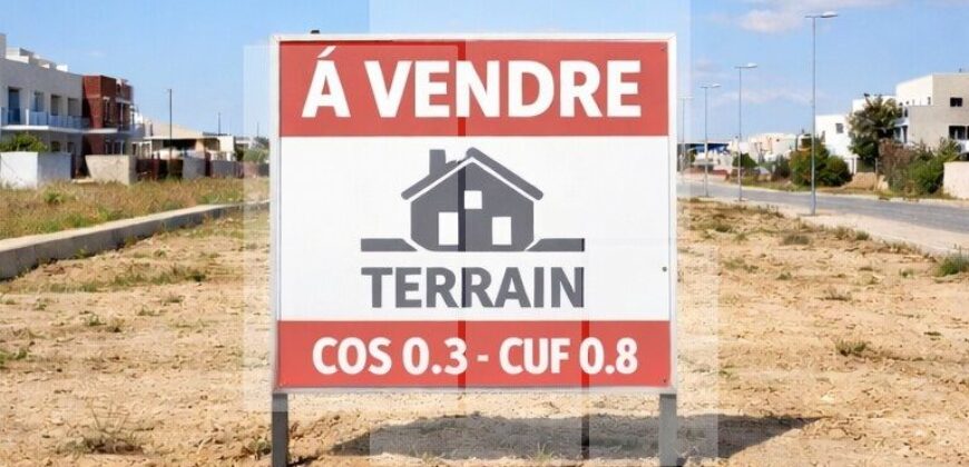 Terrain de 676m², Chotrana 3