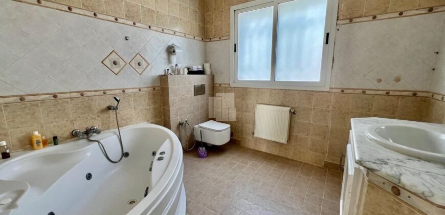 Triplex S+5 meublé, Marsa les pins