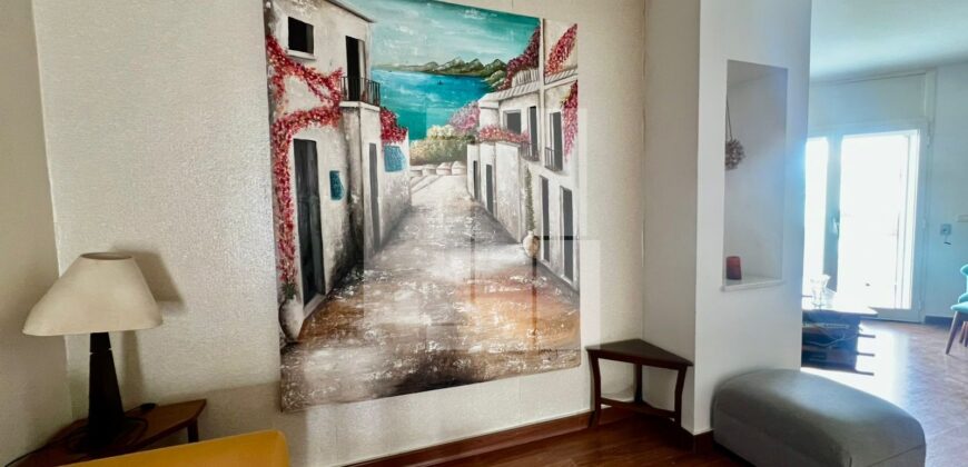 Etage de villa S+3 meublé avec jardin,Marsa wifak