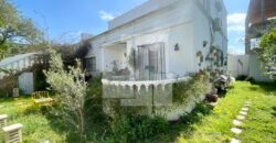 Maison S+3 vide avec jardin, Gammarth village
