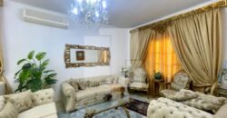 Maison S+3 vide avec jardin, Gammarth village