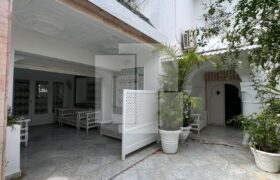 Villa avec deux Duplex ,Marsa Ville