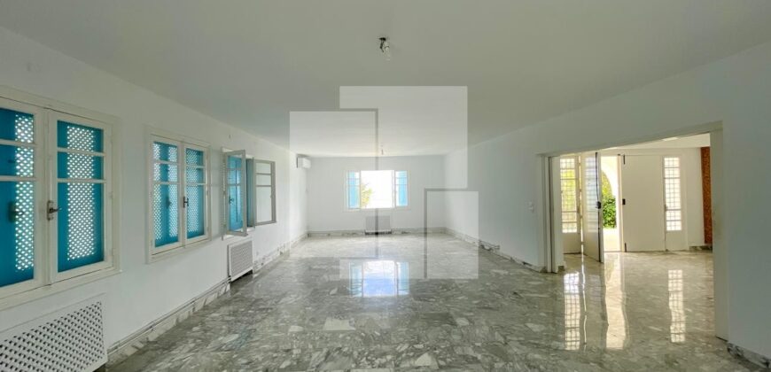 Villa S+6 avec vue mer dégagée, Gammarth supérieur