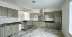 Villa S+6 avec vue mer dégagée, Gammarth supérieur