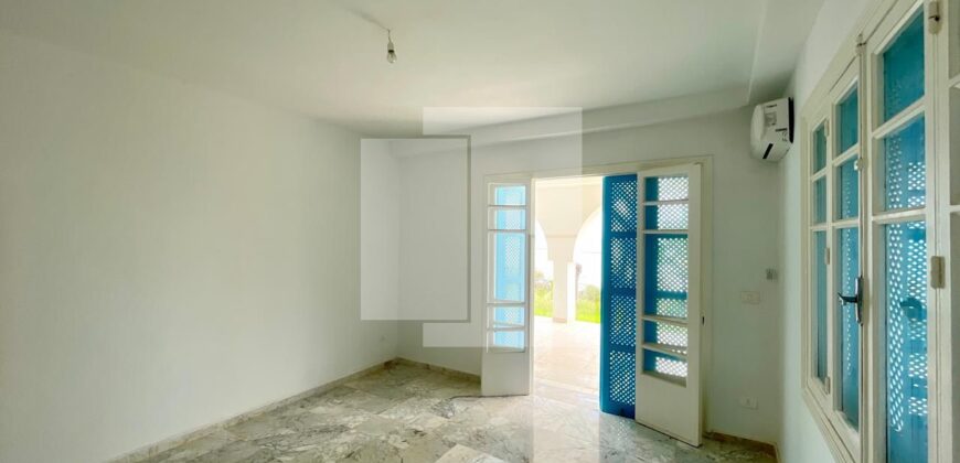 Villa S+6 avec vue mer dégagée, Gammarth supérieur