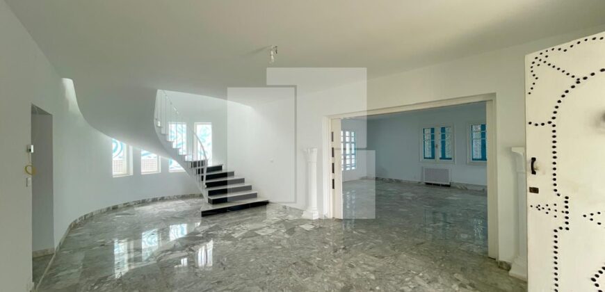 Villa S+6 avec vue mer dégagée, Gammarth supérieur
