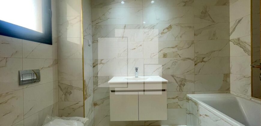 Triplex S+4 neuf avec piscine, Gammarth