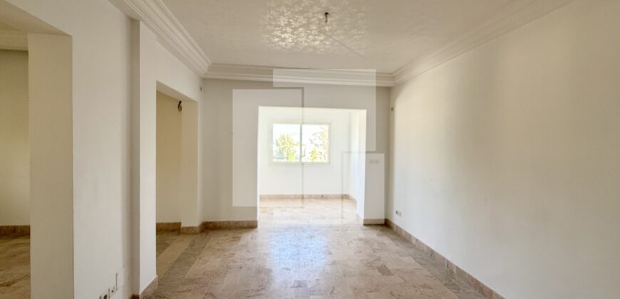 Etage de villa S+3 avec jardin, Carthage Dermech