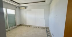 Etage de villa S+3 avec jardin, Carthage Dermech