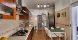 Villa S+3 avec piscine, La marsa